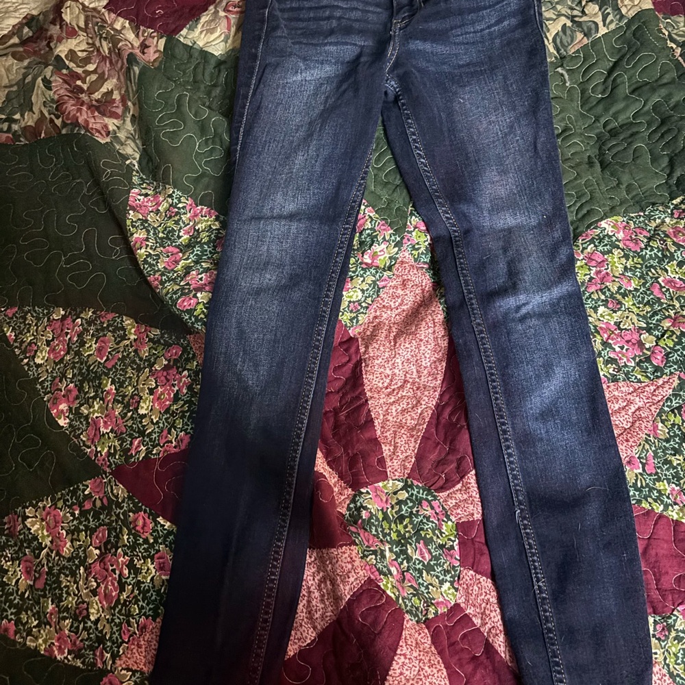 Hollister Blue Straight Leg Jeans Versatile Everyday Style